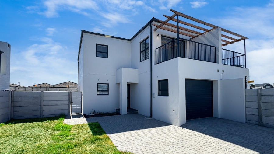 3 Bedroom Property for Sale in Viking Village Western Cape